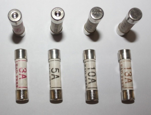 Britischer Standard Bs1362 3a fixiert ASTA Certificate Ceramic Tube Material