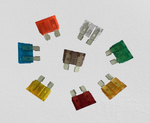 Sicherungen der Niederspannungs-ISO8820, 32VDC Patronensicherung für Auto-gelbe Farbe