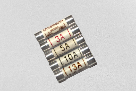 Britischer Standard Bs1362 3a fixiert ASTA Certificate Ceramic Tube Material