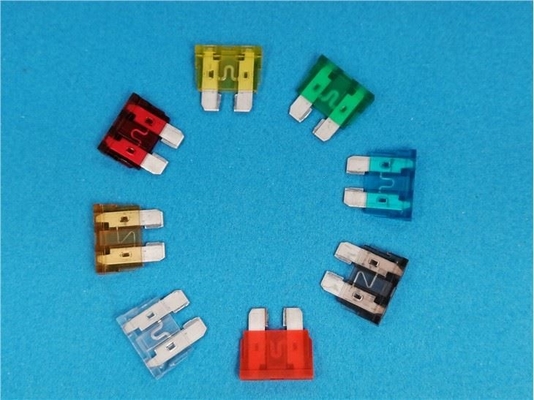 Schmelzglied-Elektro-Mobil-Sicherungen verzinken Legierungs-Tin Plating Plug In For-Auto-LKWs